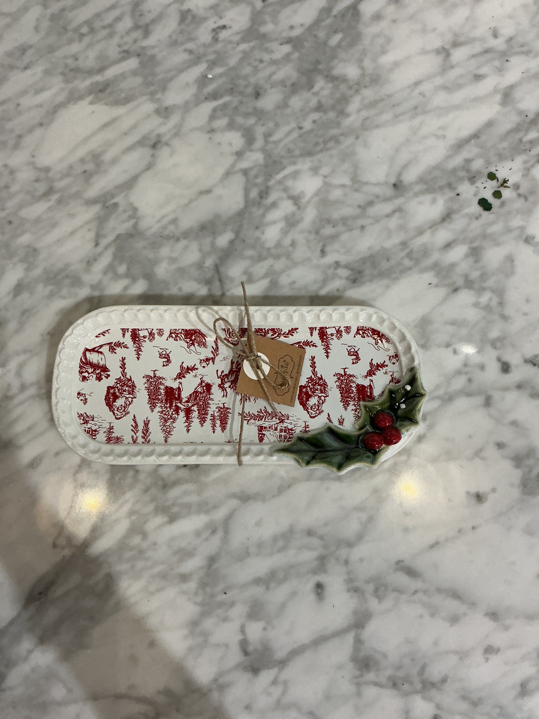 Holiday toile dish