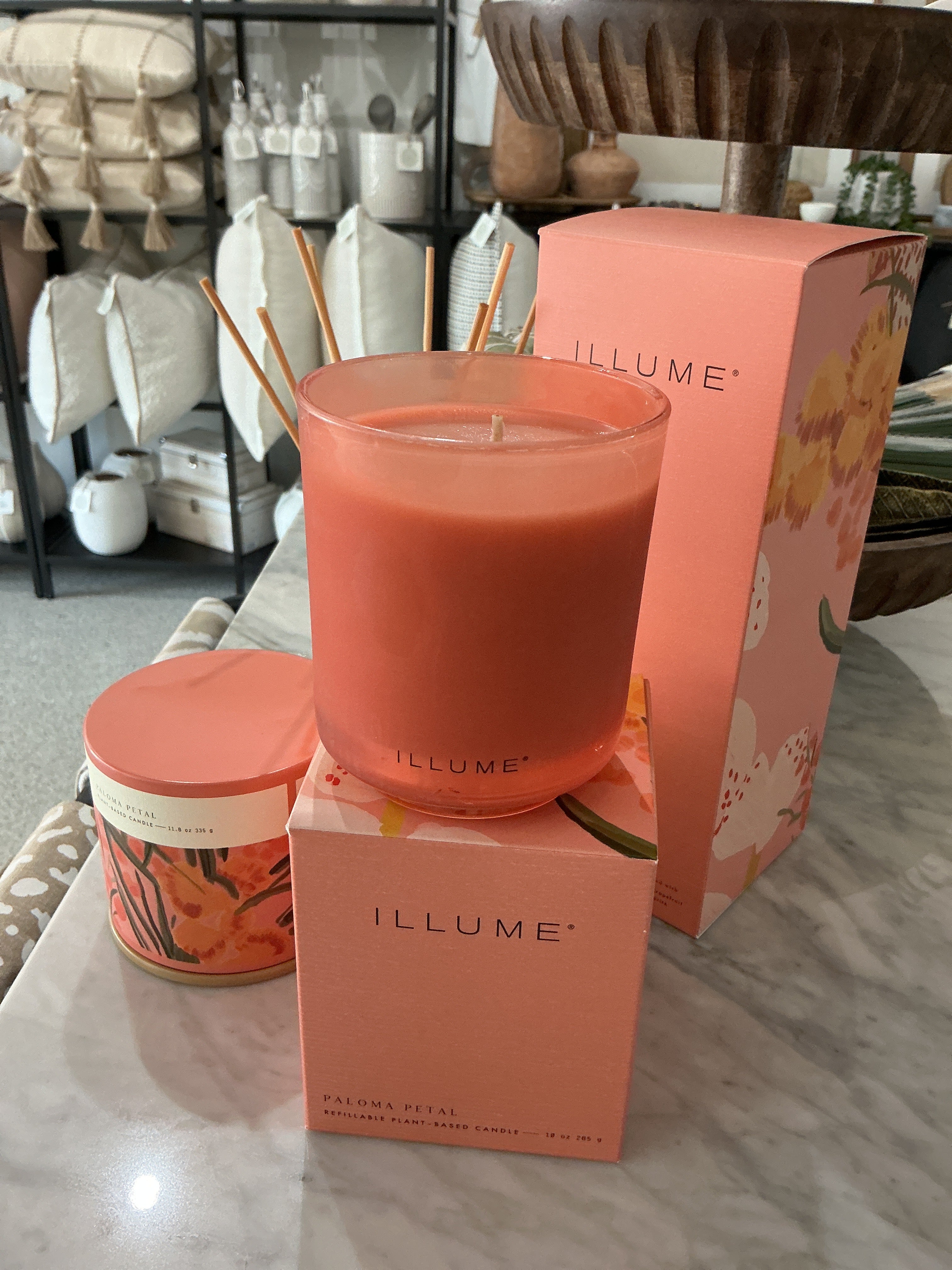 Paloma Petal Glass Boxed Candle