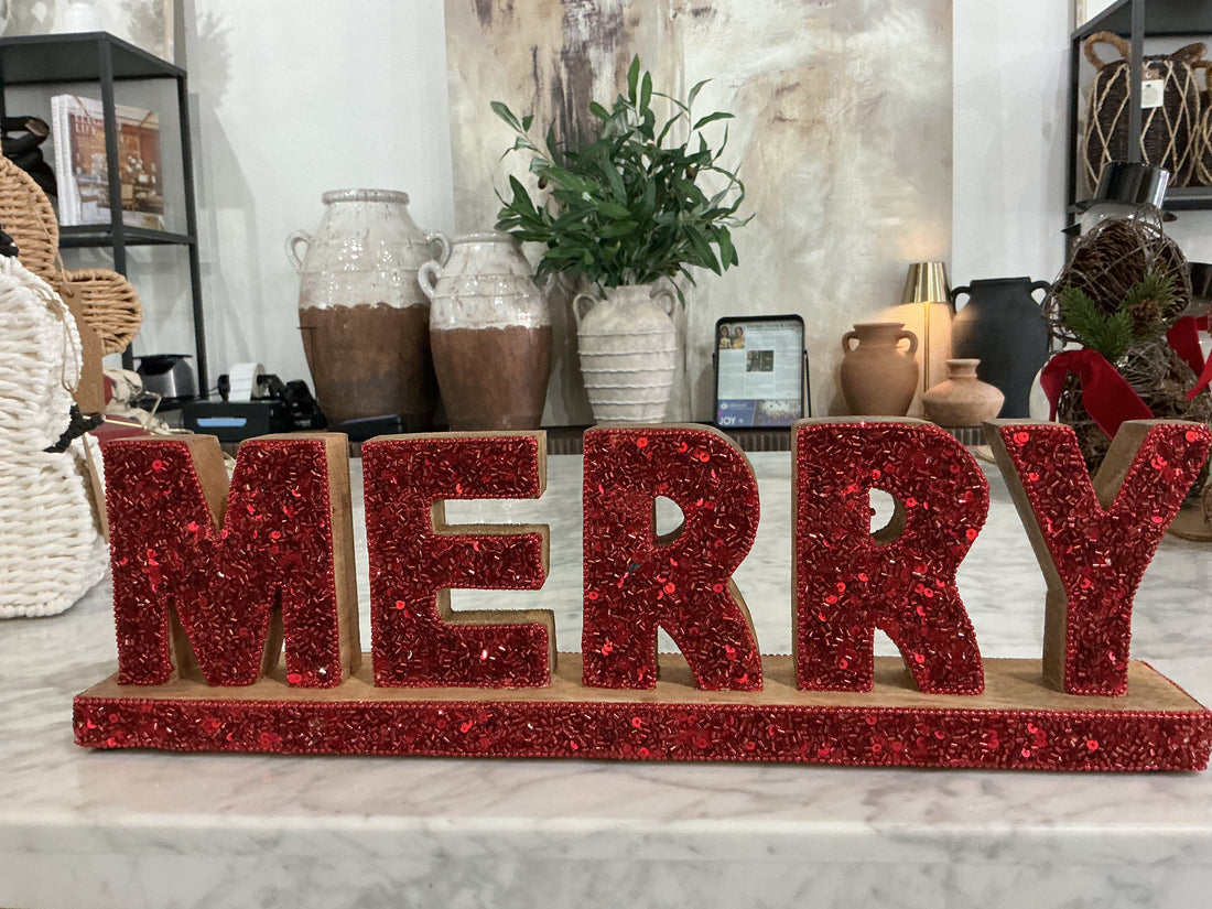 “Merry” Red Wood Table Decor